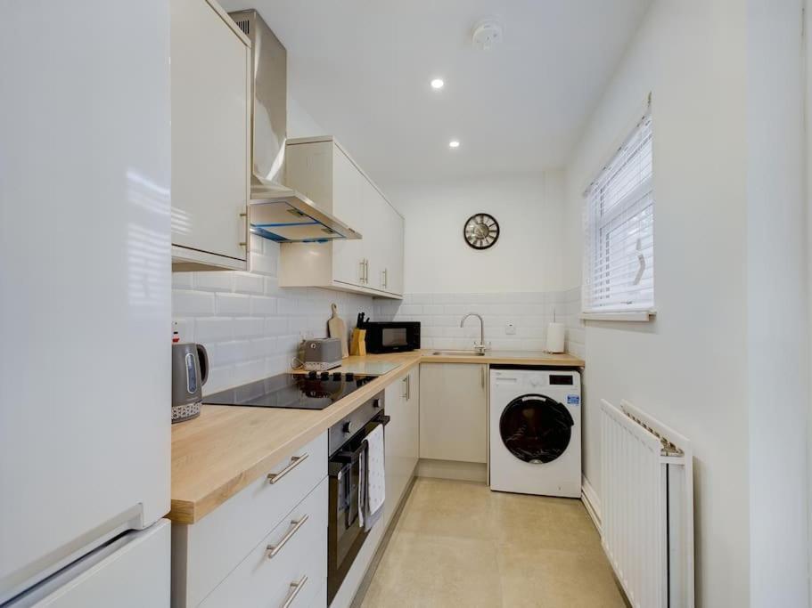 It'S Broadway Baby! Great House Close To City Centre 벨파스트 외부 사진