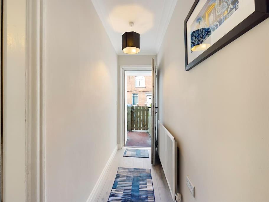 It'S Broadway Baby! Great House Close To City Centre 벨파스트 외부 사진